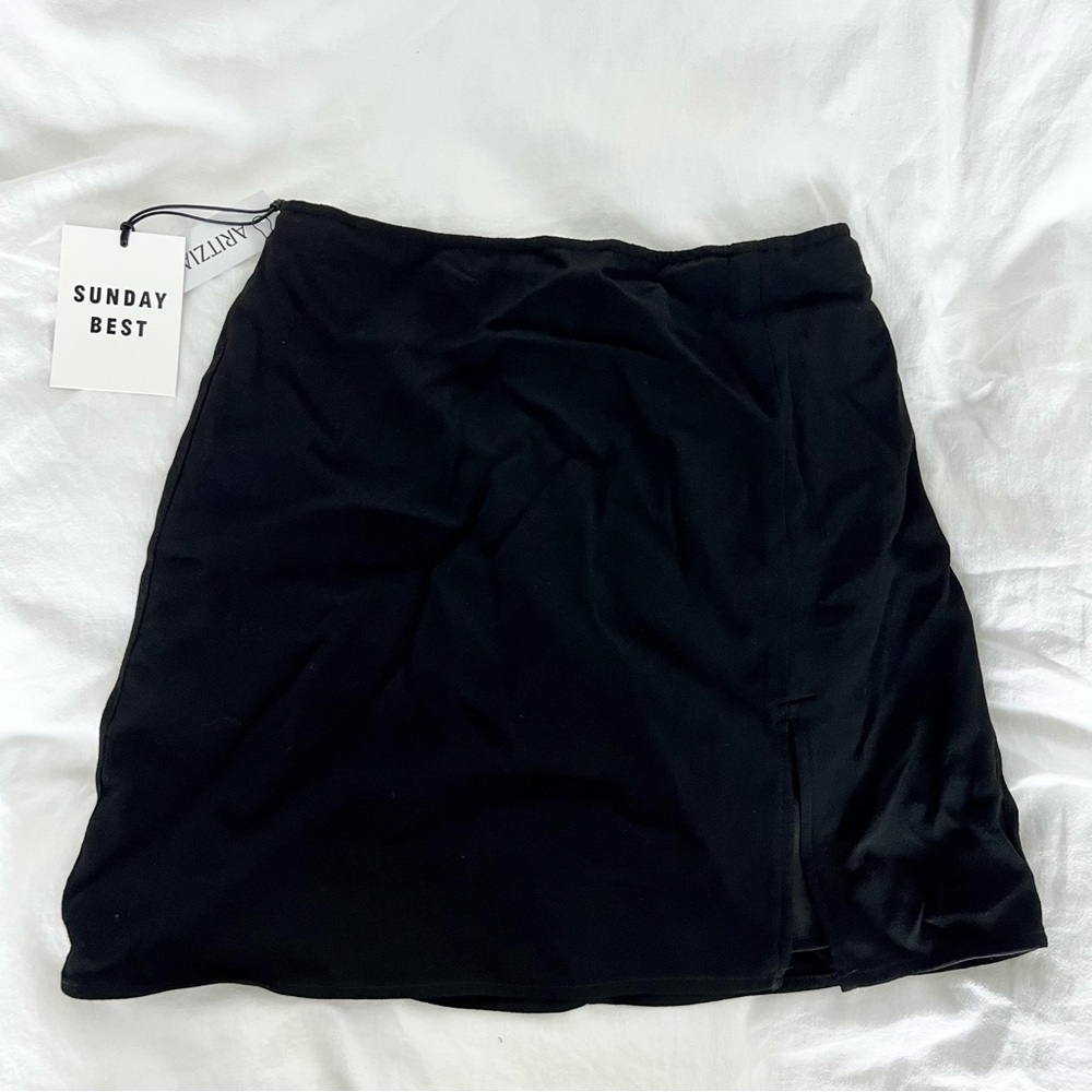 Aritzia Sunday Best Tatiana Skirt
